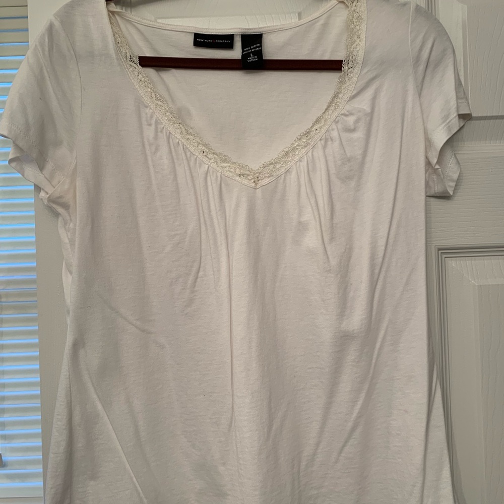 White 100% cotton top. Worn once